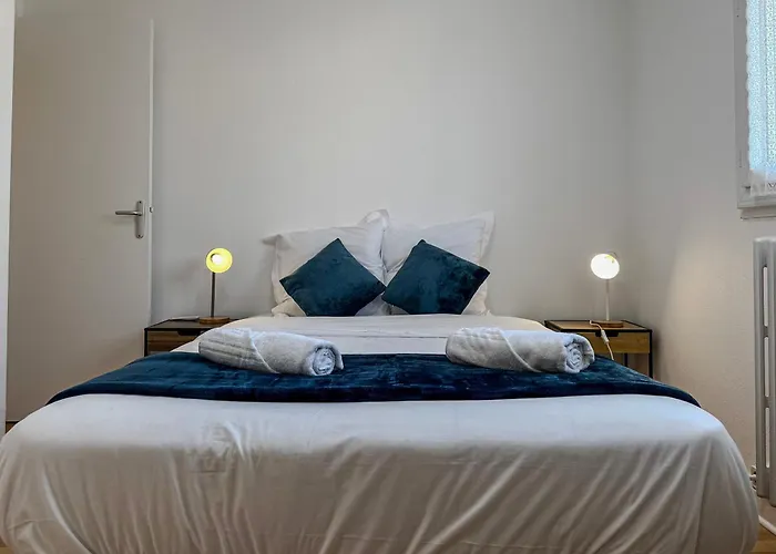 Le Perrin - Parc Paul Mistral - Stade Des Alpes Apartmán *